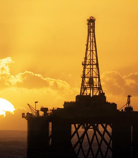 海上石油钻探获得新进展