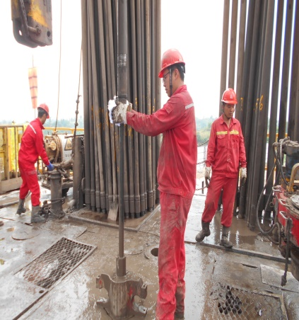我司打捞陆续油管技术服务传喜报